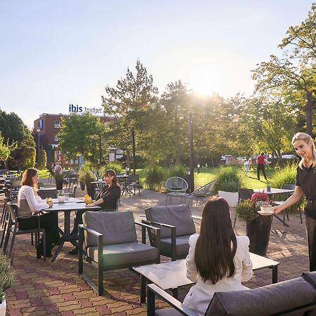 Novotel Wroclaw City Exterior foto