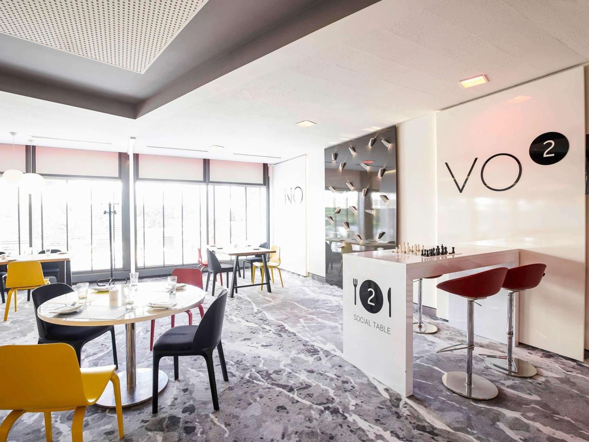 Novotel Wroclaw City Exterior foto