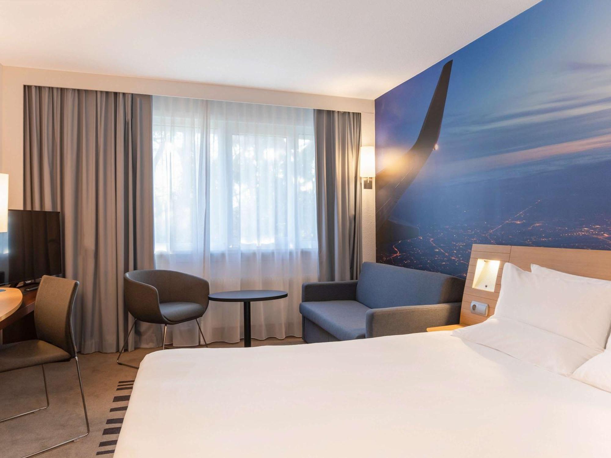 Novotel Wroclaw City Exterior foto